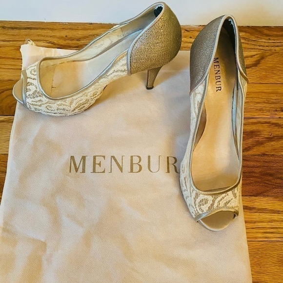 Menbur platform lace peep toe heels. Size 38=8 US. 4 inch heels. Worn once. - Picture 13 of 15